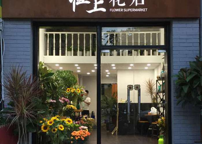 长治工程灯具批发市场在哪 长治哪里买灯？